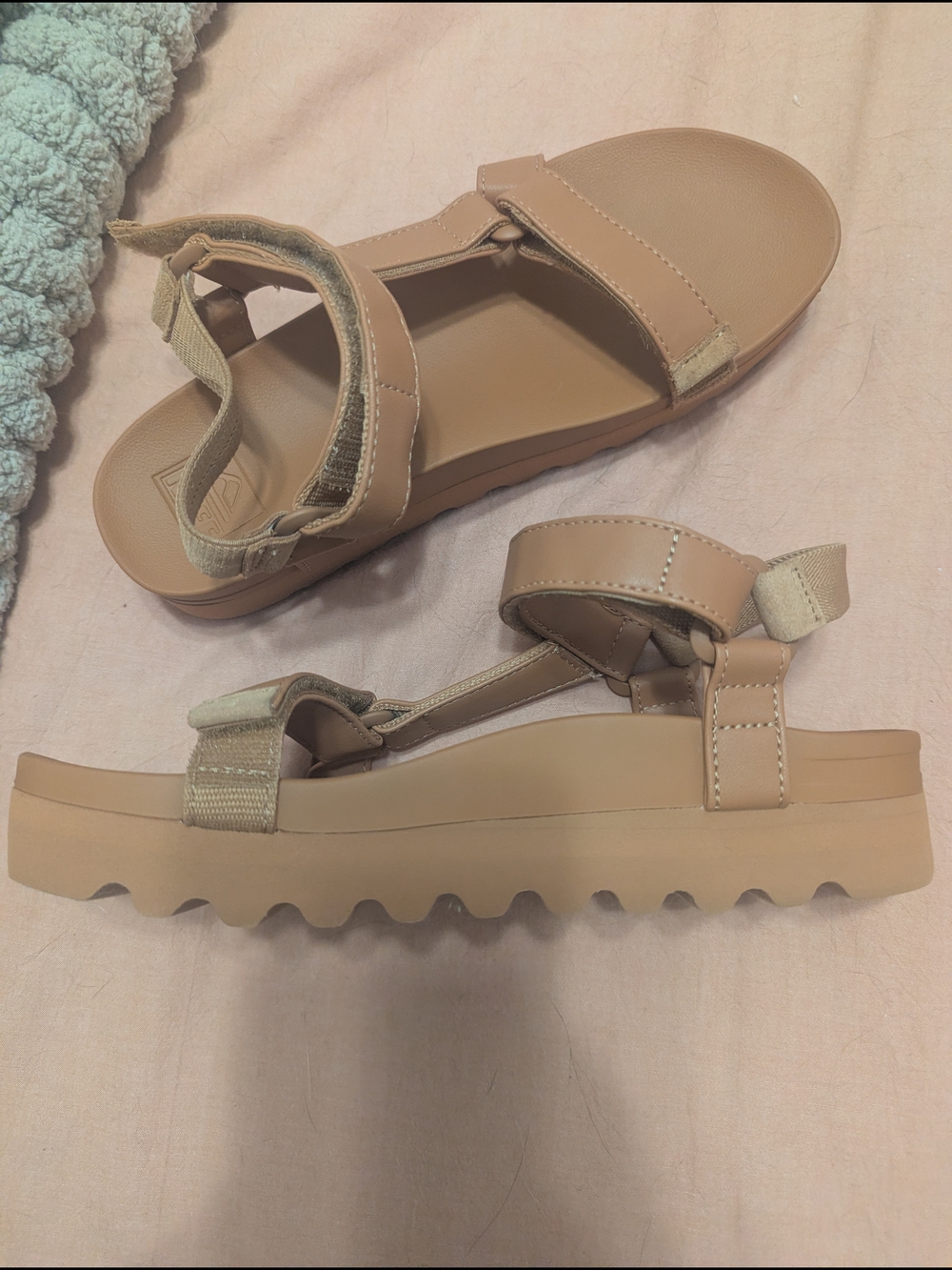 Reef Women's Tan Platform Sandals Size 8
